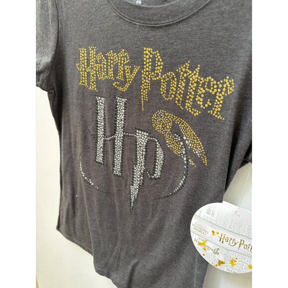 Harry Potter Gray Graphic Tee Size M Wizarding World Glitter Text Womens Shirt n - Picture 2 of 5